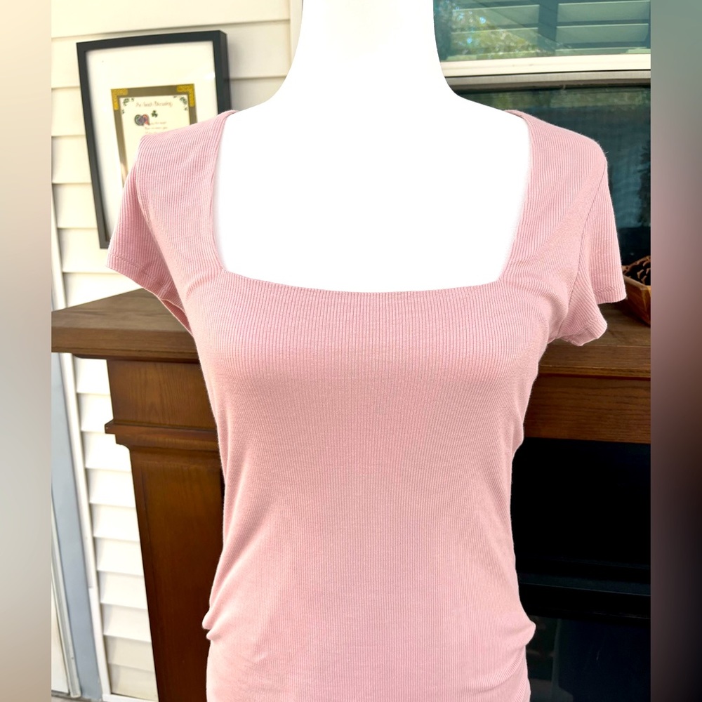 INC. Brand New Mauve Short Sleeve Shirt.